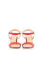Korallenfarbene italienische Damensandalen mit Absatz