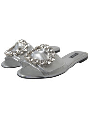 Flat Shoes Crystal-Embellished Silver Leather Slides 1.780,00 € 8059226457305 | Planet-Deluxe