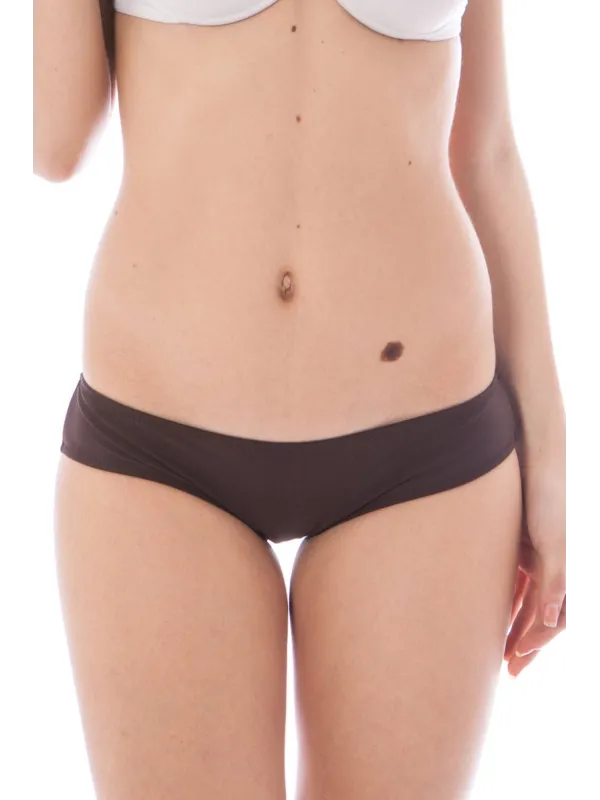 "DATCH Badeanzüge & Bikinis im Sale | Elegante Nahtlose Damenunterhose in Braun – Komfort & Stil von DATCH für Jeden Tag online kaufen"|Planet-Deluxe