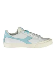 "Diadora Klassiker: Weiß-Blauer Sneaker für zeitlosen Stil"