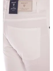 "GANT Hosen im Sale | 5-Pocket-Hose, Knopf und Reißverschluss, Rohrbein, Logo GANT Hosen Weiß online kaufen"|Planet-Deluxe