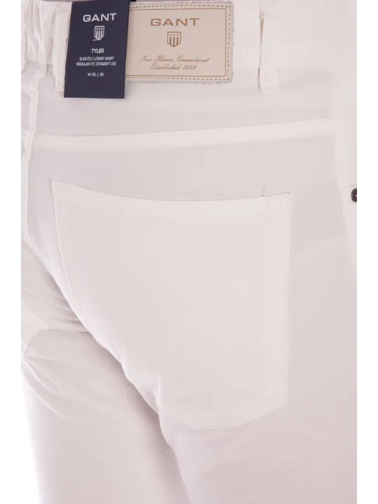 "GANT Hosen im Sale | 5-Pocket-Hose, Knopf und Reißverschluss, Rohrbein, Logo GANT Hosen Weiß online kaufen"|Planet-Deluxe