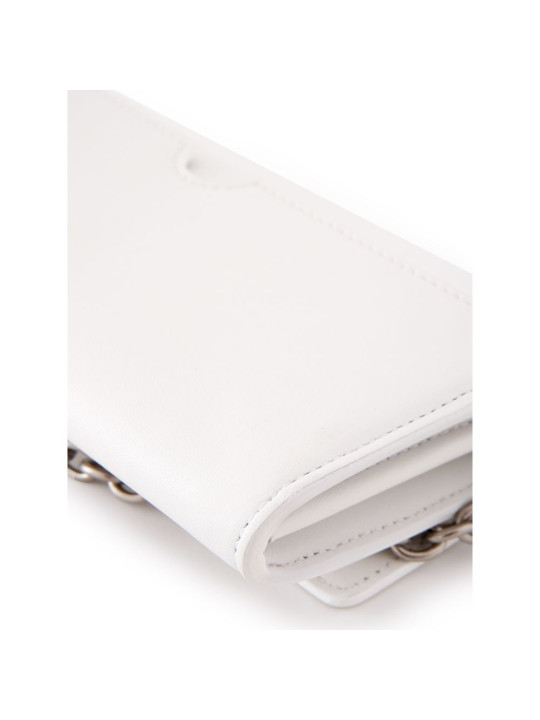 Wallets Sleek White Leather Wallet for the Style-Savvy 690,00 € 8053632664975 | Planet-Deluxe