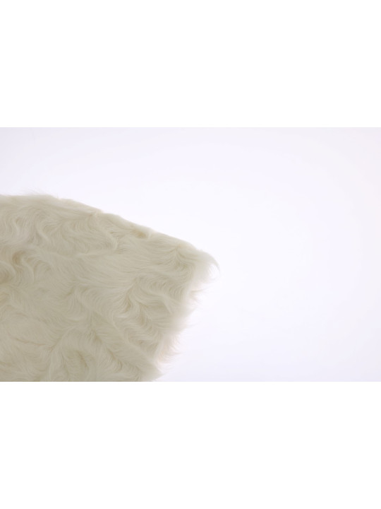 Hats Elegant White Fur Beanie Luxury Winter Hat 3.080,00 € 8058349956467 | Planet-Deluxe