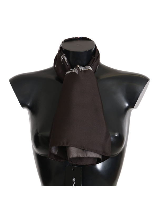 Scarves Elegant Silk Scarf Wrap in Luxe Brown 280,00 € 8058091094110 | Planet-Deluxe