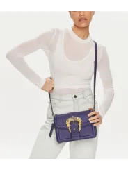 Violette Lederhandtasche mit goldener Schließe