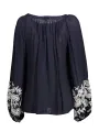 "KOCCA Hemden im Sale | Elegante KOCCA Langarmbluse mit Filigraner Stickerei – Femininer Look mit Weitem Halsausschnitt und Modischen Details, Perfekt online kaufen"|Planet-Deluxe