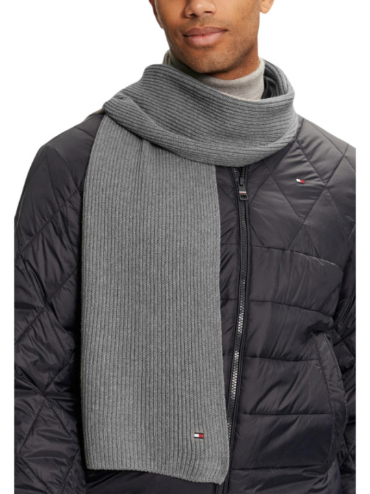 Schals Tommy Hilfiger - Tommy Hilfiger Sciarpa Uomo 80,00 €  | Planet-Deluxe