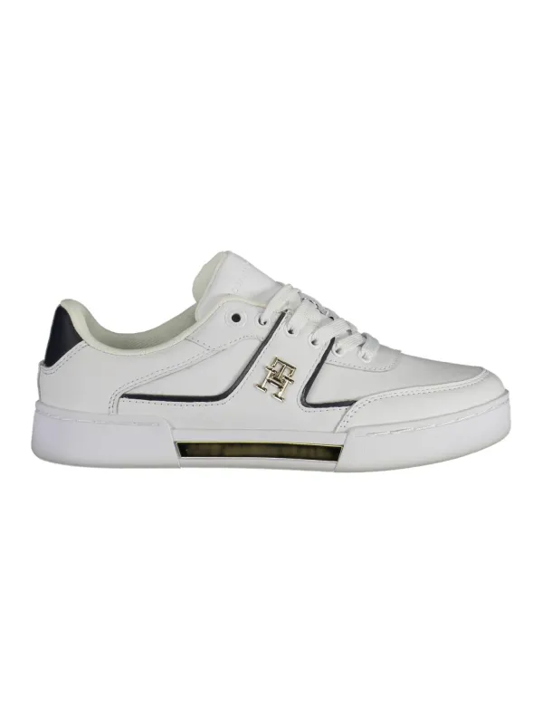 Nachhaltiger Damen-Sneaker mit Goldakzenten aus Recyclingmaterial Nachhaltiger Damen-Sneaker mit Goldakzenten aus Recyclingmaterial