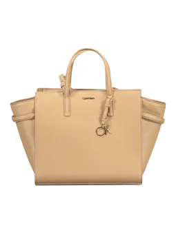 "Calvin Klein Beige Tasche: Nachhaltig & Stilvoll"