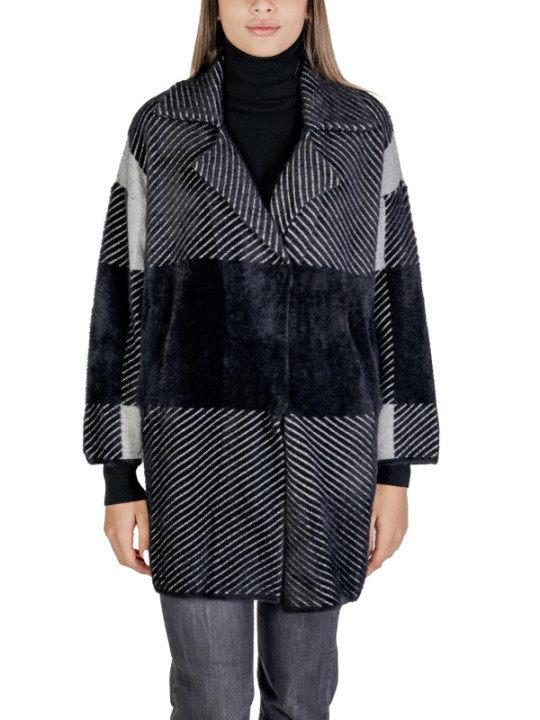 Mäntel Sandro Ferrone - Sandro Ferrone Cappotto Donna 130,00 €  | Planet-Deluxe