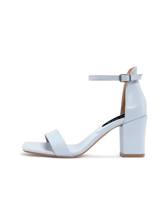 Weiße Lederriemchensandalette mit hohem Absatz