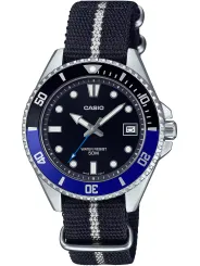 Schwarze Casio Taucheruhr mit Nylonband