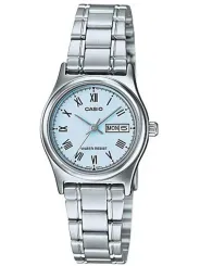 Silberne Casio Uhr mit blauem Zifferblatt