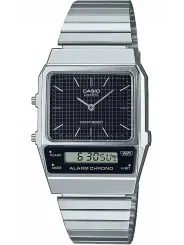 Graue Casio Digitaluhr mit Metallarmband