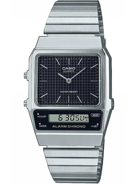 Graue Casio Digitaluhr mit Metallarmband