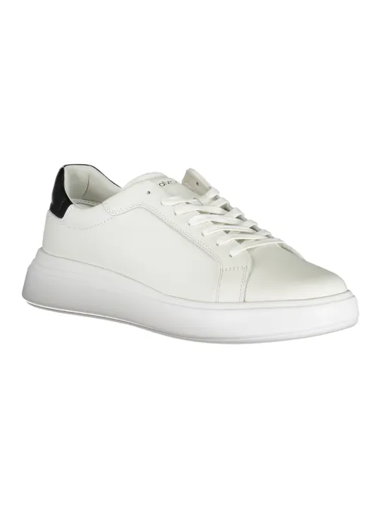 "Calvin Klein Weiße Leder-Sneakers mit Kontrastdetails"