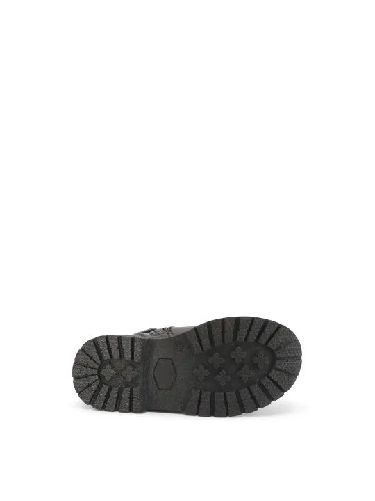 Schuhsohle mit griffigem, dunklem Profil