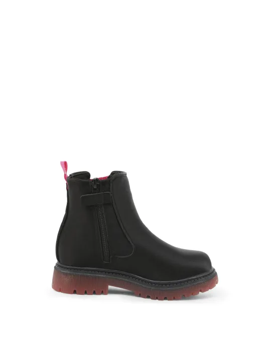 Schwarze Damenstiefel mit klobiger Sohle