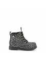 Schwarze Stiefelette mit Animalmuster.