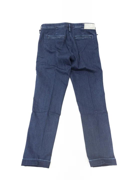 Dunkle blaue Herren Jeans mit Umschlag