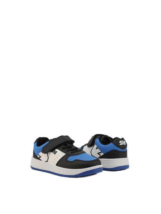 Schwarze Sneaker mit blauen Akzenten