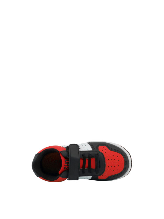 Rote und schwarze High-Top-Sneaker