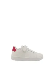Weiße Sneaker mit pinkem Detail