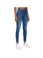 Blaue Jeans mit leichtem Fade-Effekt