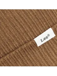 Braunes Strickmuster mit Lee Etikett