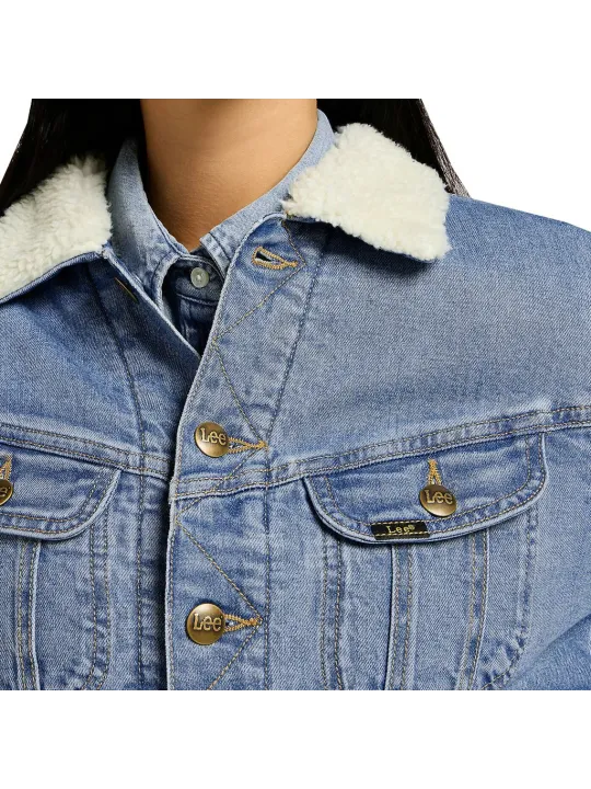 Lee Denimjacke mit Kunstfellkragen