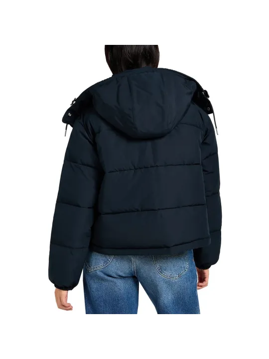 Schwarze gesteppte Winterjacke hintenansicht