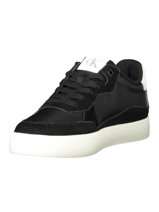 "Calvin Klein Sneaker: Print & Kontrastdetails"