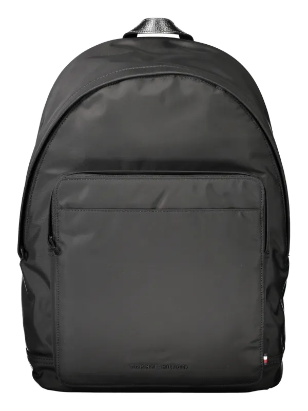 "Stylisher Laptop Rucksack: Praktisch mit Kontrastdetails"