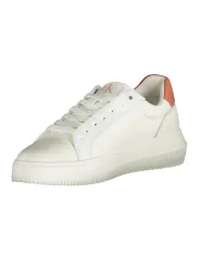 "Calvin Klein Sneakers: Rosa Akzente & Logo-Print"