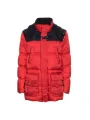 Rote Daunenjacke mit schwarzen Schultern