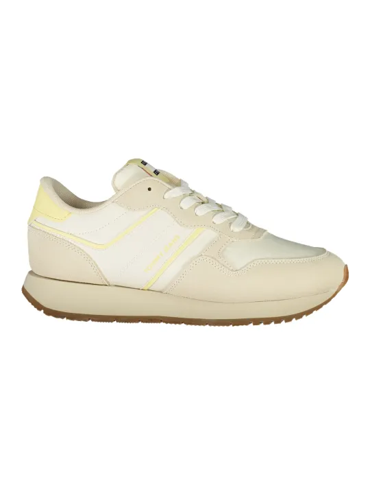 Tommy Hilfiger Sneakers: Stilvolle Kontrastdetails & Komfort