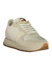 Tommy Hilfiger Sneakers: Stilvolle Kontrastdetails & Komfort