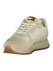 Tommy Hilfiger Sneakers: Stilvolle Kontrastdetails & Komfort