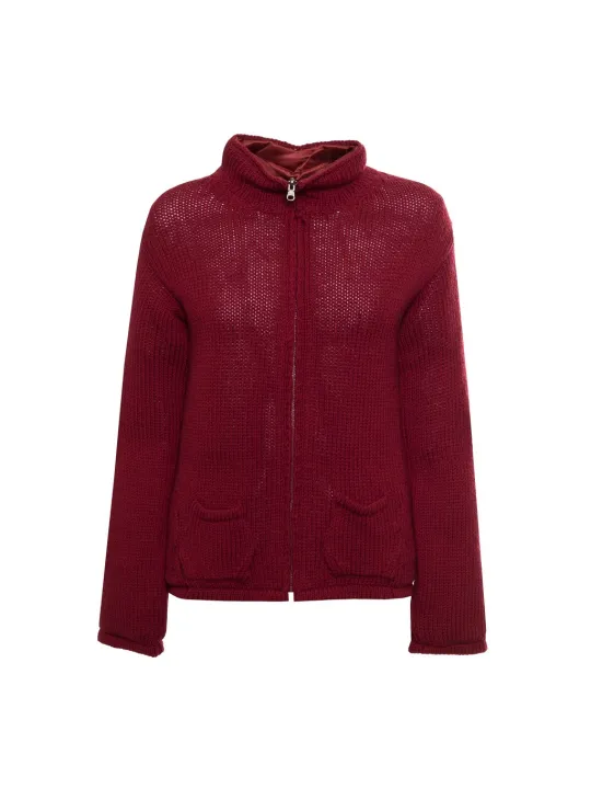 Roter Strickpullover mit Reißverschluss
