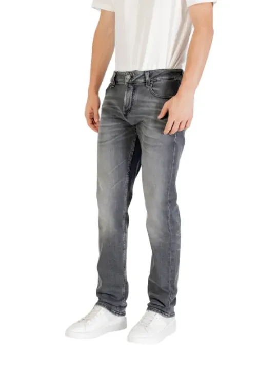 "Guess Jeans im Sale | Guess - Guess Jeans Uomo online kaufen"|Planet-Deluxe