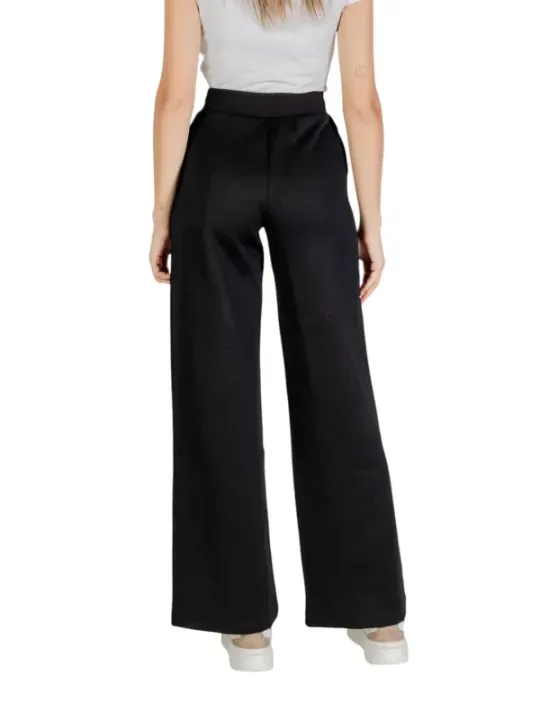 "Guess Active Hosen im Sale | Guess Active - Guess Active Pantaloni Donna online kaufen"|Planet-Deluxe