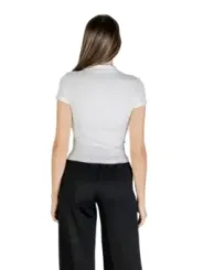 "Guess T-Shirt im Sale | Guess - Guess T-Shirt Donna online kaufen"|Planet-Deluxe