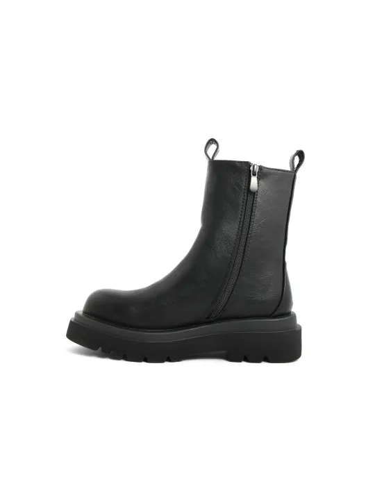 Schwarze Lederstiefel mit dickem Absatz