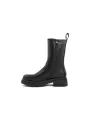 Schwarze Lederstiefel mit dicker Sohle