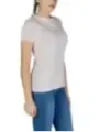 "Guess Active T-Shirts im Sale | GUESS Active Damen T-Shirt 487011 – Rosa mit Strass, Kurzarm, Rundhals – Perfekt für Frühling/Sommer online kaufen"|Planet-Deluxe