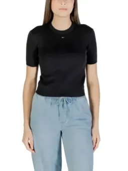 "Stilvolles Tommy Hilfiger T-Shirt: Komfort & Qualität"