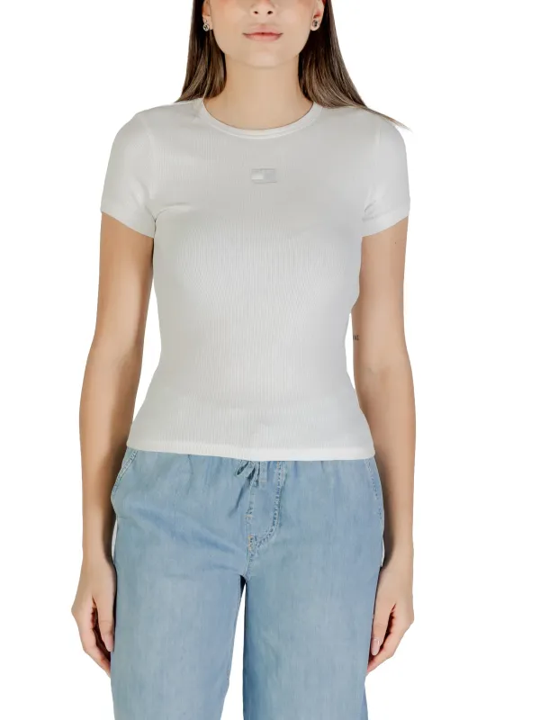 "Tommy Hilfiger Jeans T-Shirt im Sale | Tommy Hilfiger Jeans - Tommy Hilfiger Jeans T-Shirt Donna online kaufen"|Planet-Deluxe "Tommy Hilfiger Jeans T-Shirt im Sale | Tommy Hilfiger Jeans - Tommy Hilfiger Jeans T-Shirt Donna online kaufen"|Planet-Deluxe