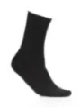 Schwarze Socken auf weißem Hintergrund