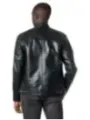 Schwarze Lederjacke, Mann hintenansicht